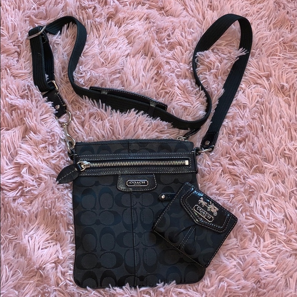 Michael Kors crossbody purse and wallet dual
